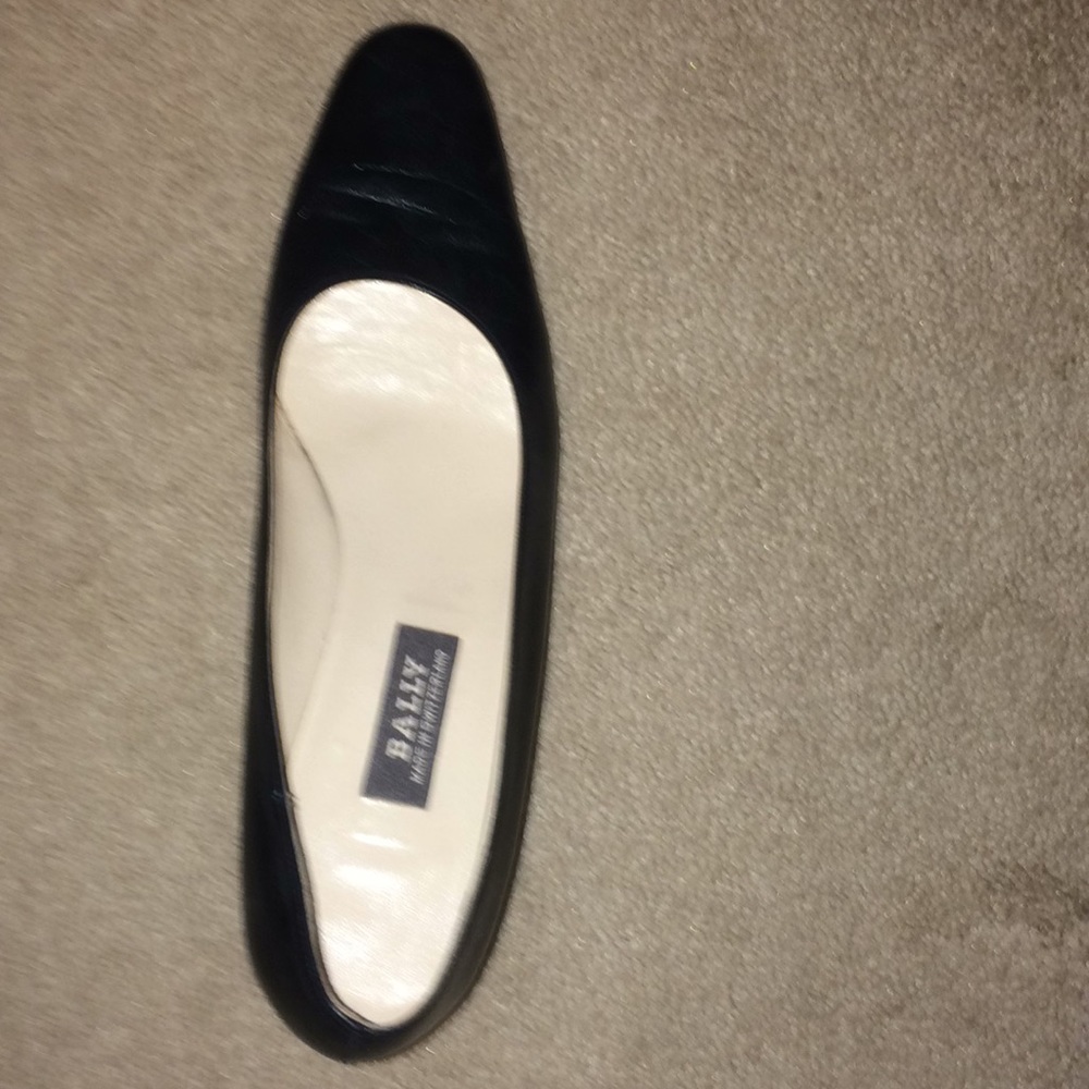 Bally Leather Pump - image 1